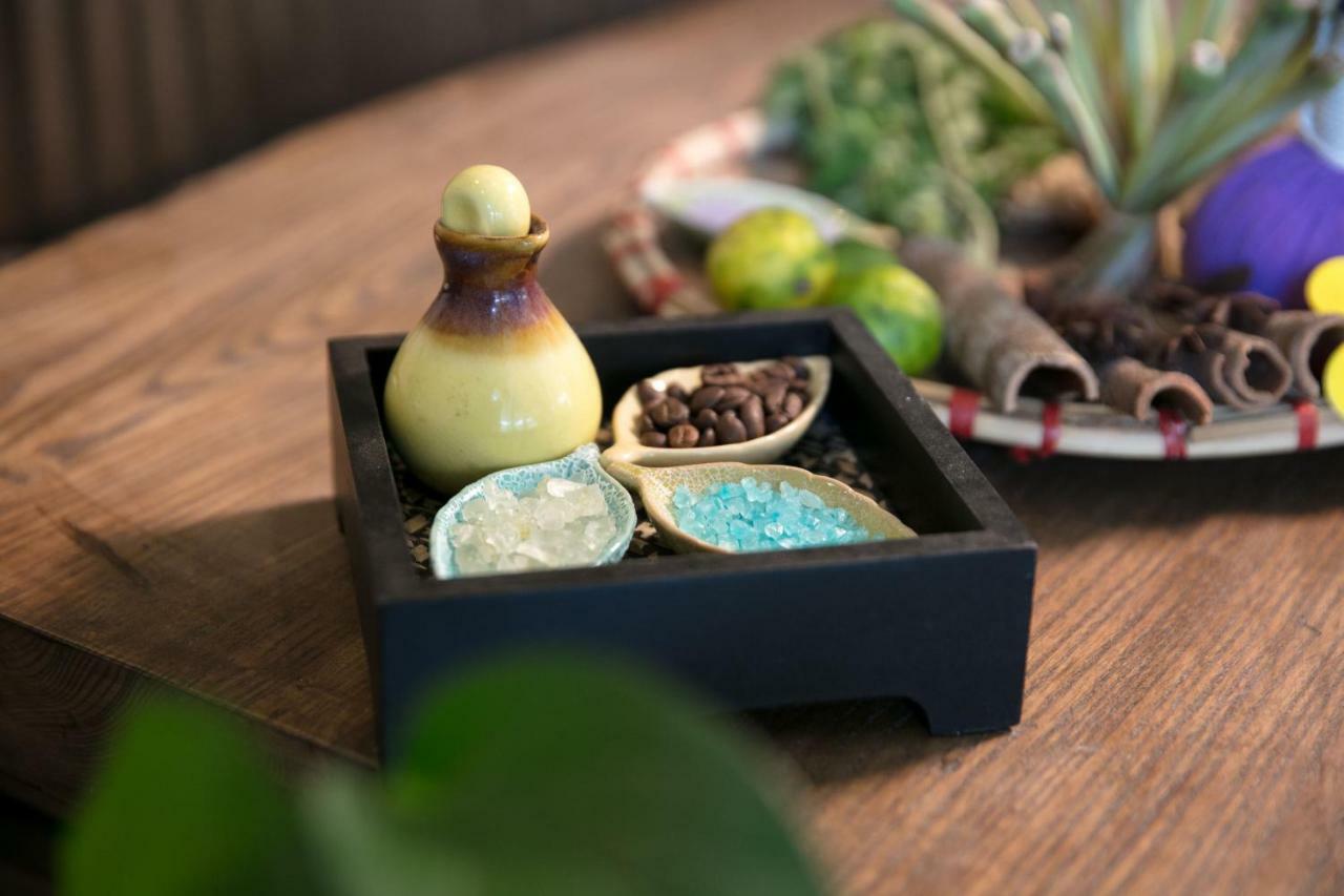 Pao'S Sapa Leisure Hotel Экстерьер фото A selection of Thai herbs