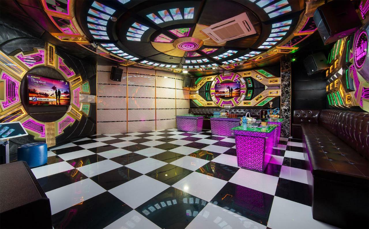 Pao'S Sapa Leisure Hotel Экстерьер фото The interior of the nightclub