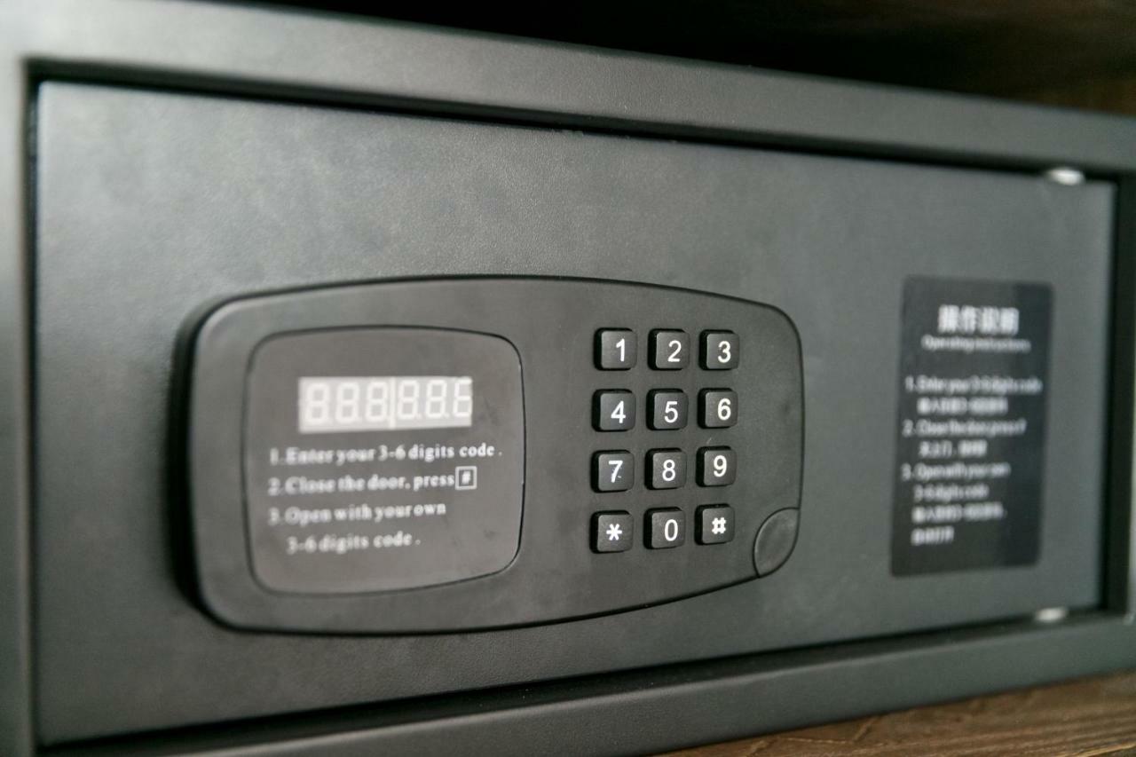 Pao'S Sapa Leisure Hotel Экстерьер фото A safe with a keypad